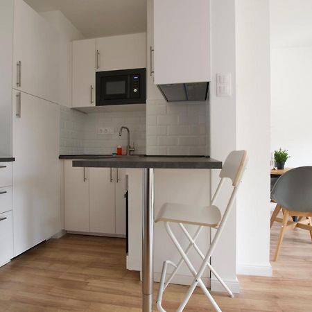 Standard Apartment By Hi5 - Dessewffy 37 Suites Budapest Exterior photo