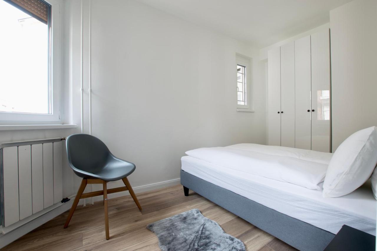 Standard Apartment By Hi5 - Dessewffy 37 Suites Budapest Exterior photo